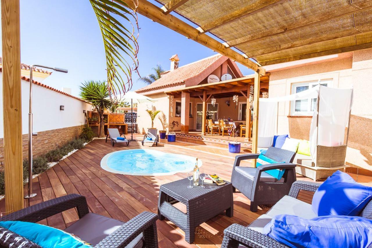 Villa Hibiscus Centrum Corralejo Beach Private Pool Family ภายนอก รูปภาพ